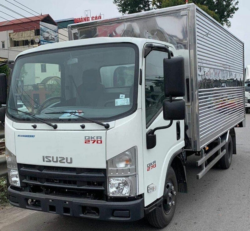 Xe tải Isuzu đầu vuông