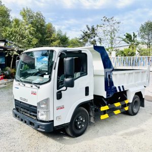 Z40309634071xe Ben Isuzu Trên Nền Xe Qkr23069 Aeb245ca11da735b6ce5f996d06c6a3b